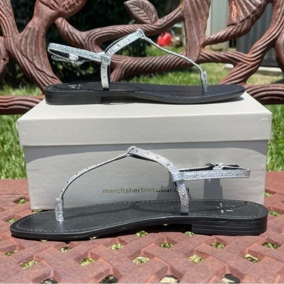 NWT Marc Fisher Studded Metallic Silver Leather Thong Ankle Strap Sandal - Picture 4 of 12